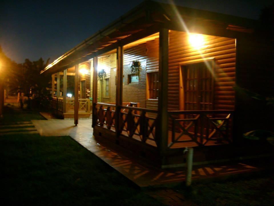 Cabanas Paseo Del Yacaratia Puerto Iguazu Phòng bức ảnh